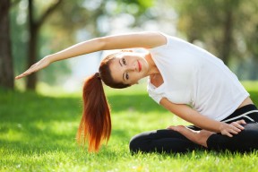 华体会真人体育娱乐-《FIFA》线上杯赛热血进行，玩家争夺荣誉，fifa21在线比赛